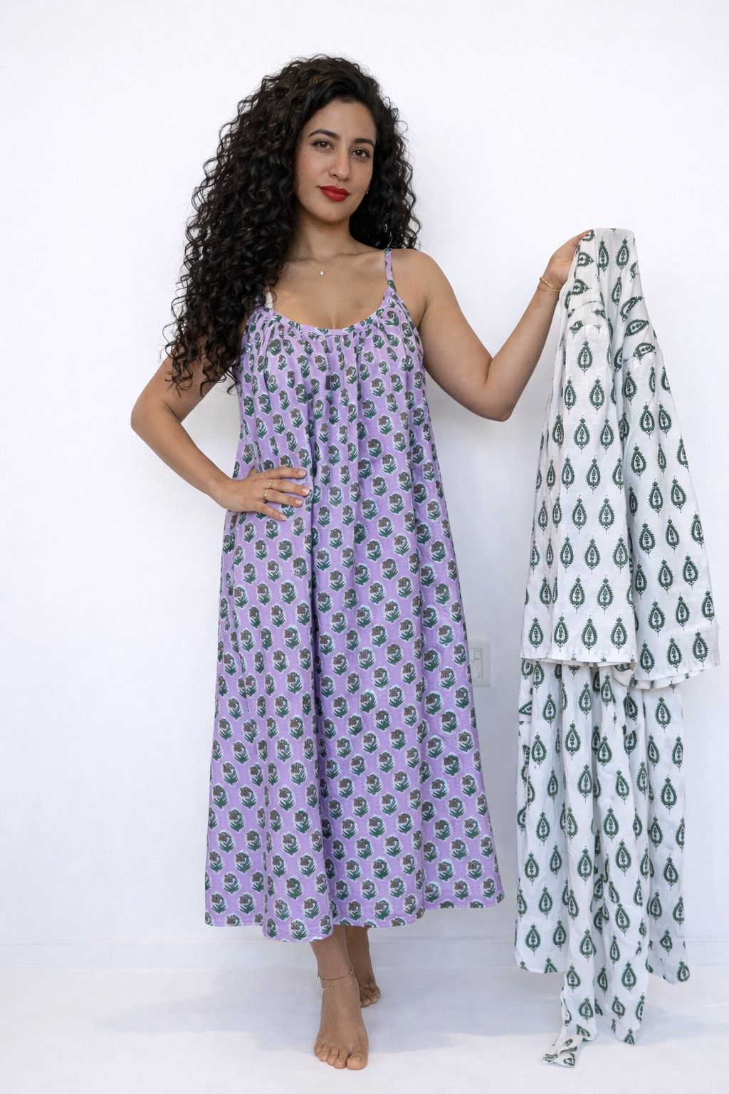 Robe Green Purple Leaves