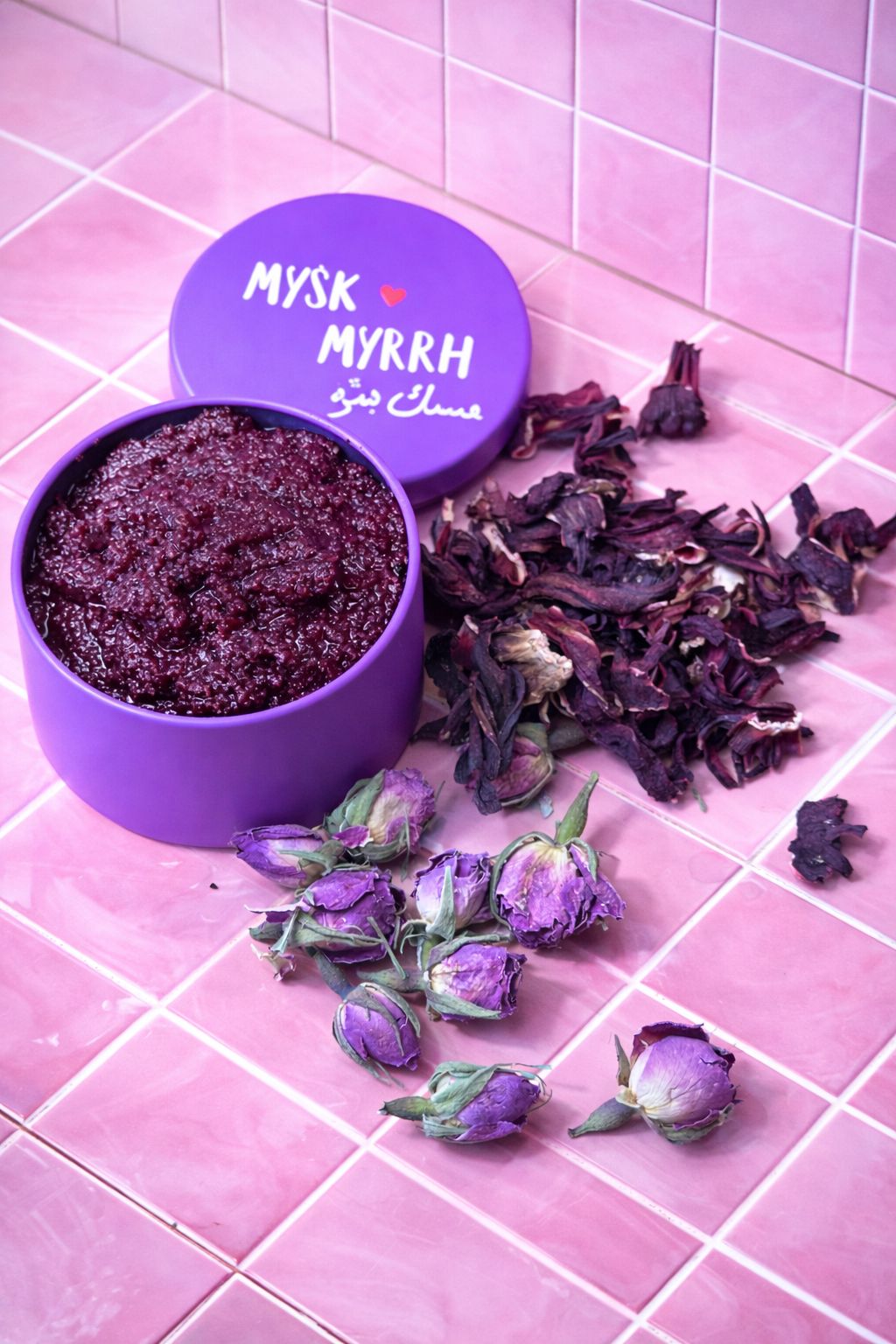 Hibiscus & Rose Gentle Scrub